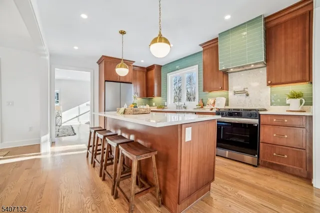 $1,099,000 | 135 Union Avenue, Maplewood, NJ 07040