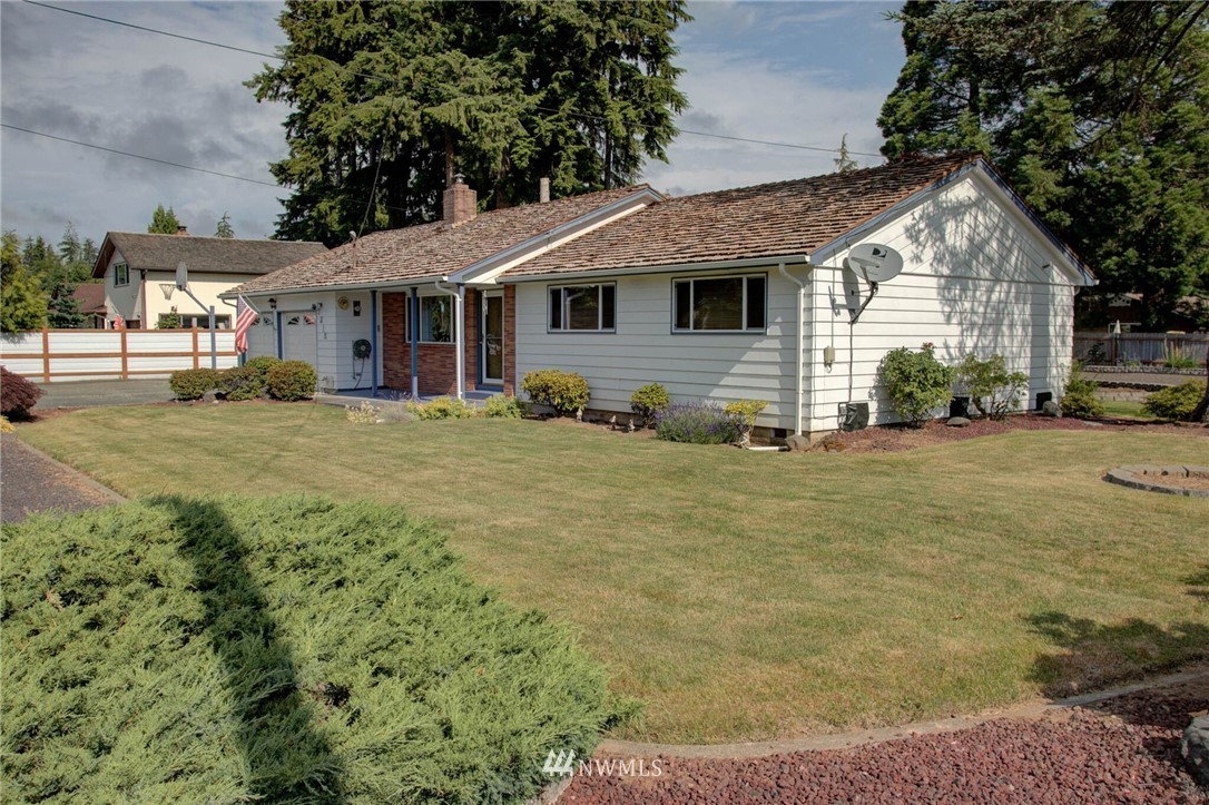 7215 Lillooet Loop Aberdeen, WA 98520 - Photo 2 of 24 Gallery Image 2