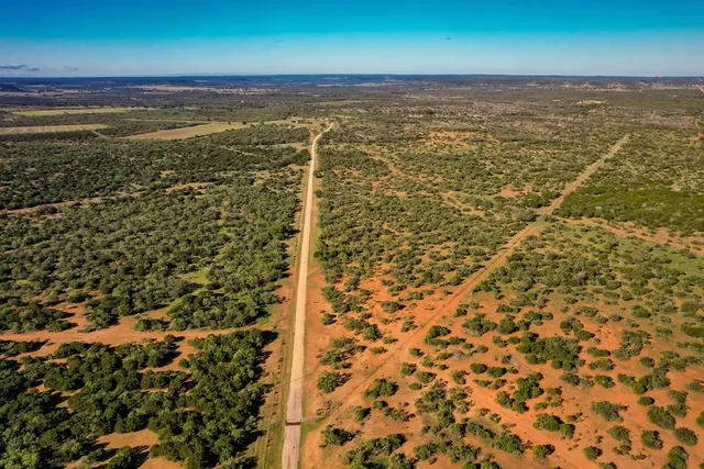 $685,000 | 18 Jack Rabbit Road, Unit 18, Doss, TX 78618