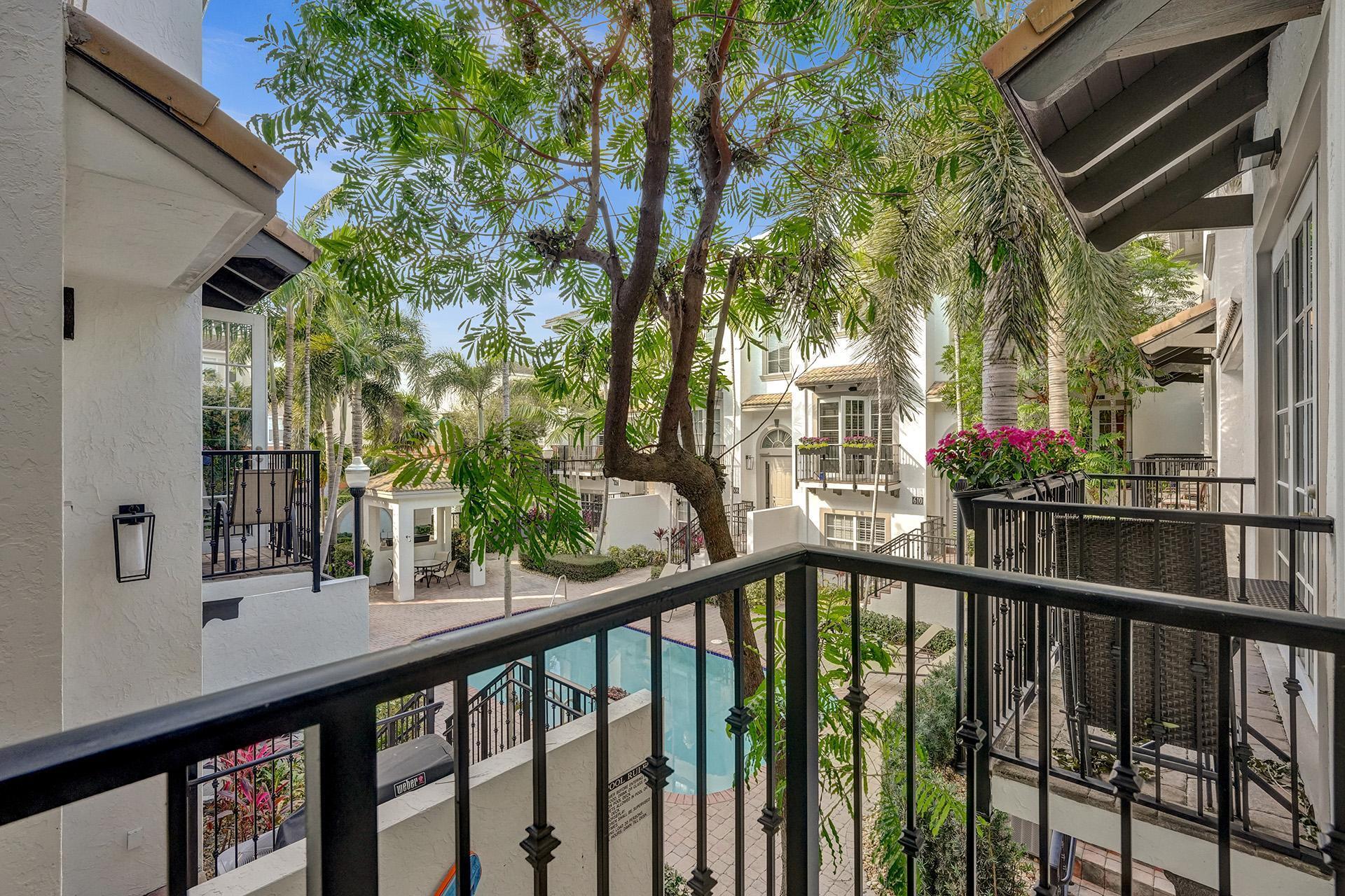 632 Renaissance Way Delray Beach, FL 33483 - Photo 18 of 61 632 Renaissance Way, Delray Beach-47