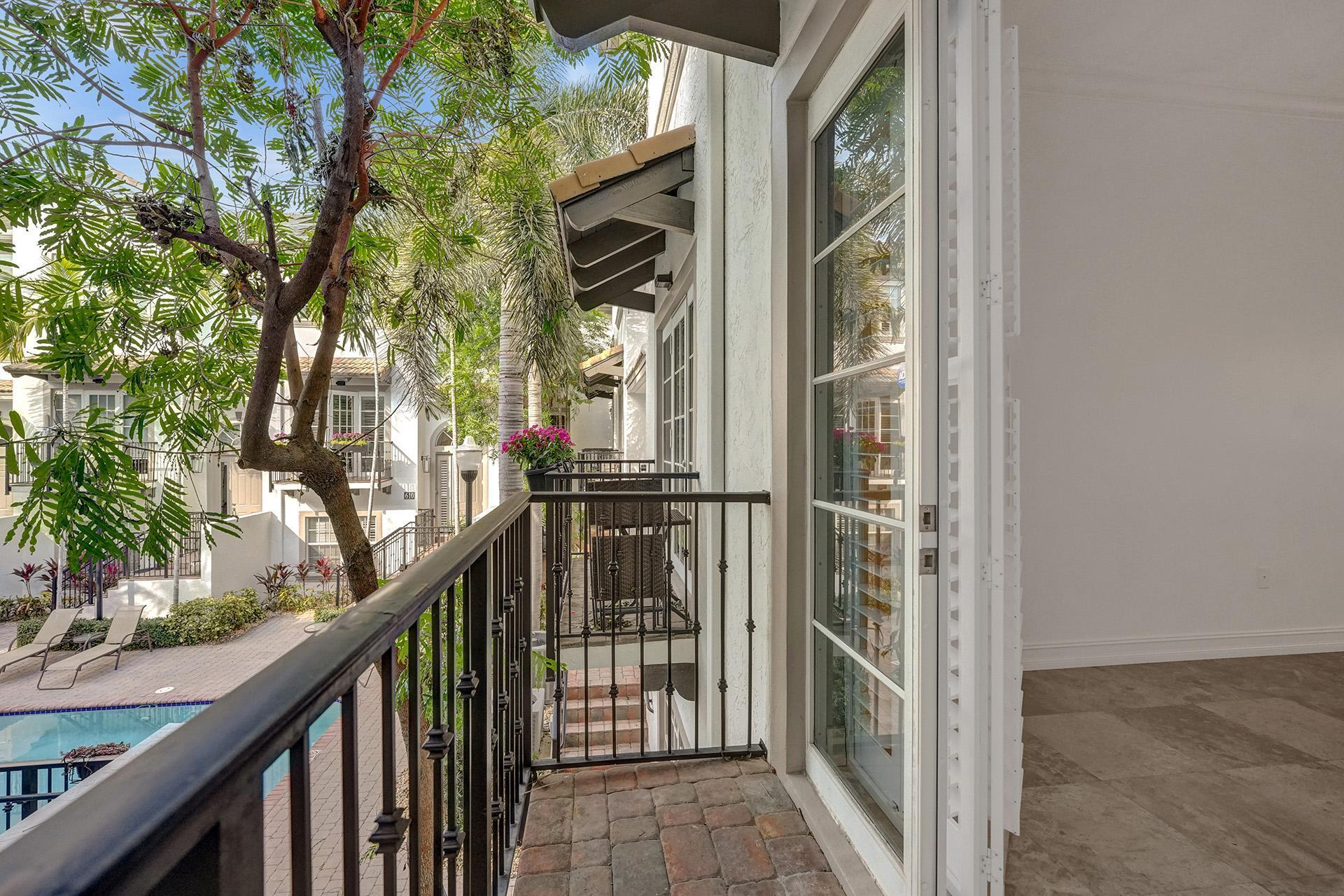 632 Renaissance Way Delray Beach, FL 33483 - Photo 19 of 61 632 Renaissance Way, Delray Beach-48