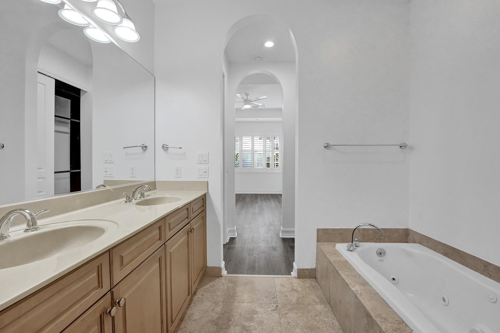 632 Renaissance Way Delray Beach, FL 33483 - Photo 38 of 61 632 Renaissance Way, Delray Beach-78