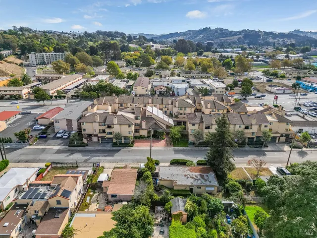 $360,000 | 2830 21st Street, Unit 32, San Pablo, CA 94806