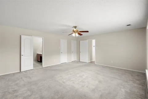 $360,000 | 308 Valley Ridge Drive, Red Oak, TX 75154