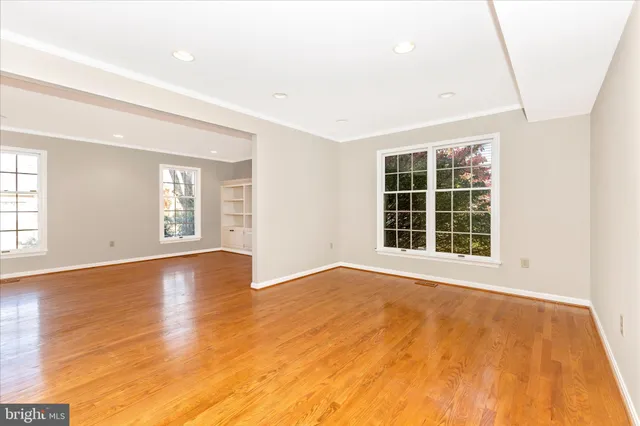 $675,000 | 302 Holleybrooke Court, Walkersville, MD 21793