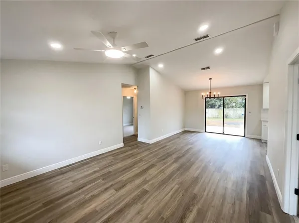 $330,000 | 4864 Lake Shore Drive, St. Cloud, FL 34772