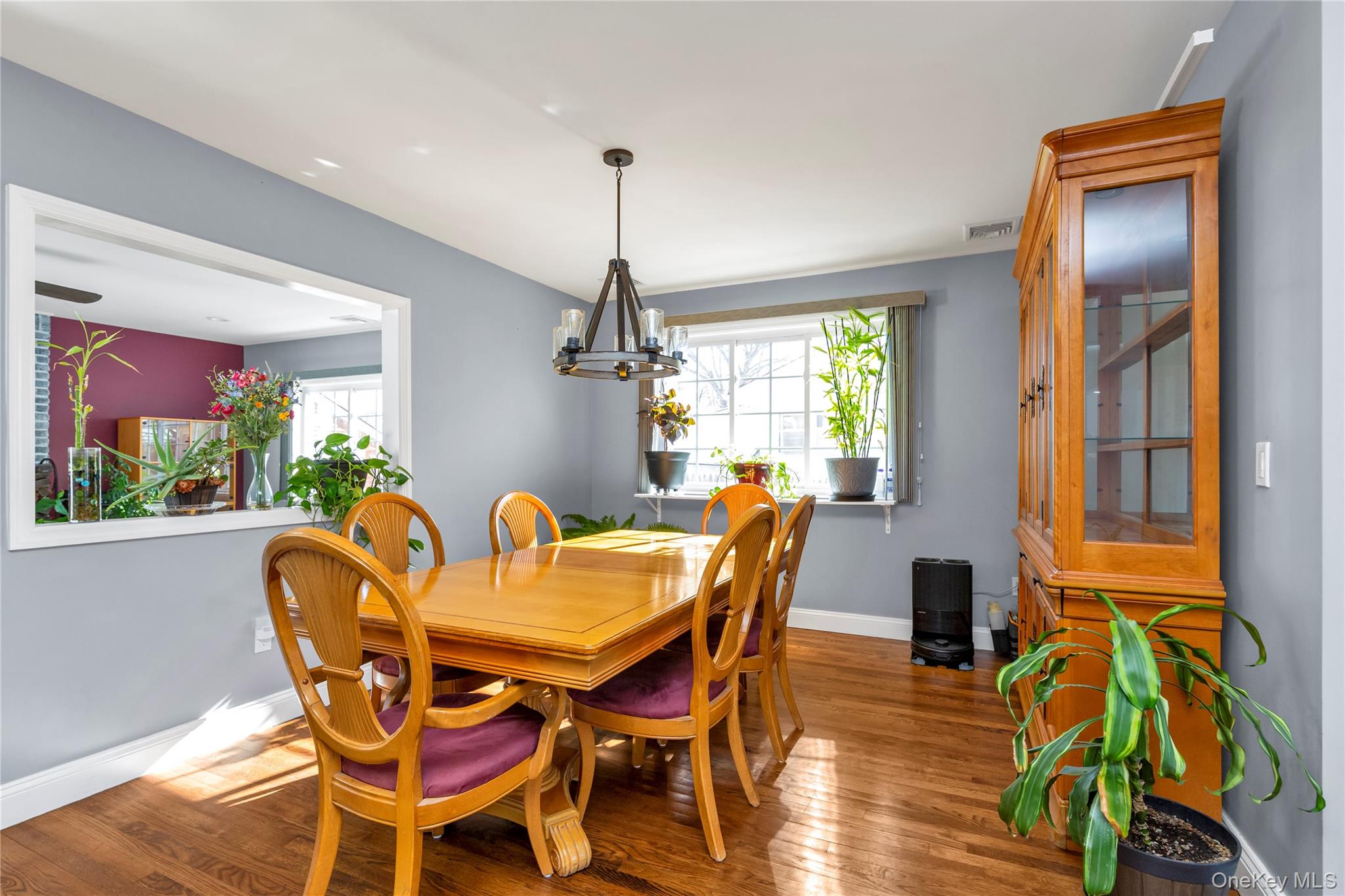 867 Preston Road East Meadow, NY 11554 - Photo 5 of 20