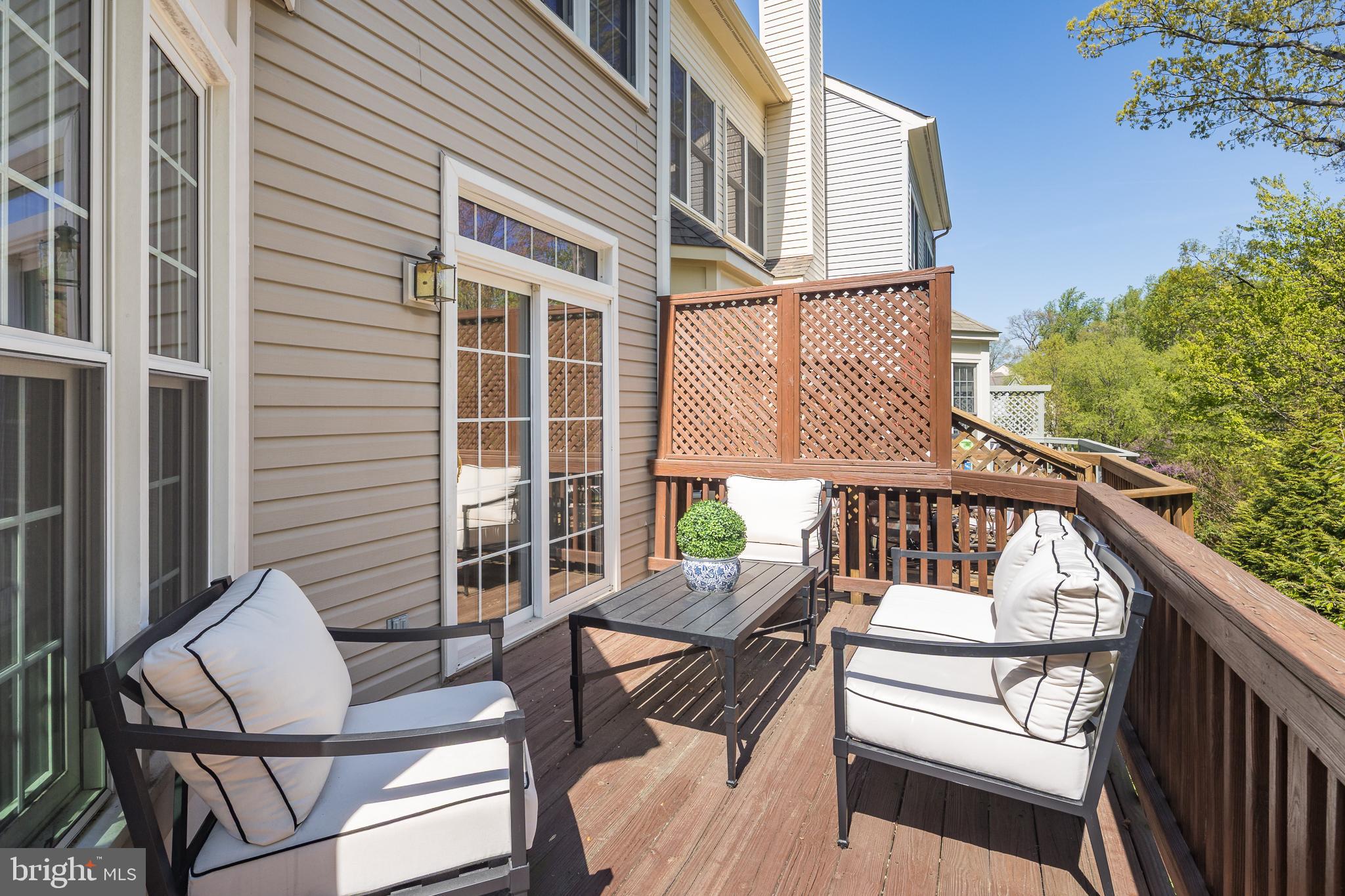 6611 Dunwich Way Alexandria, VA 22315 - Photo 18 of 40