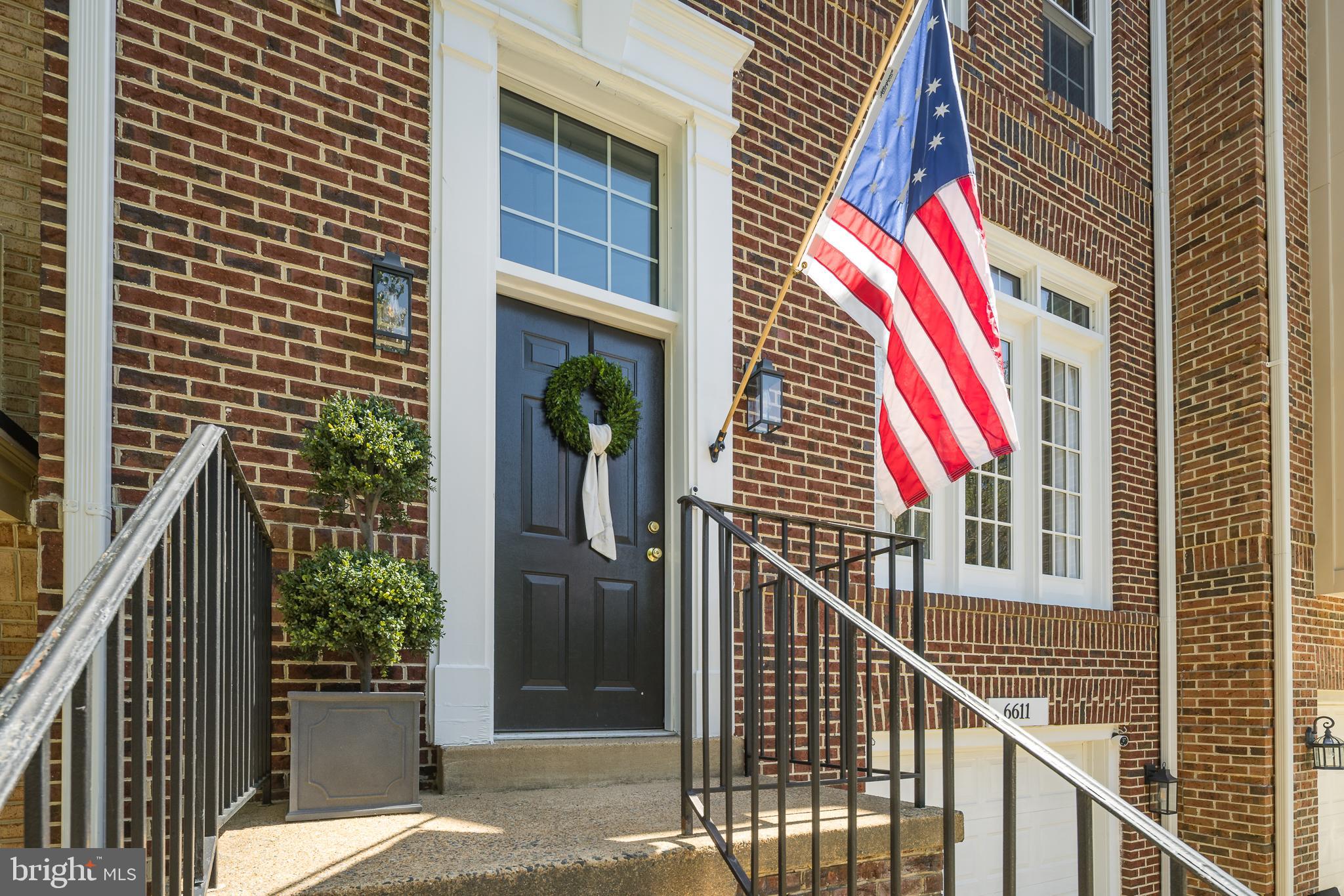 6611 Dunwich Way Alexandria, VA 22315 - Photo 2 of 40