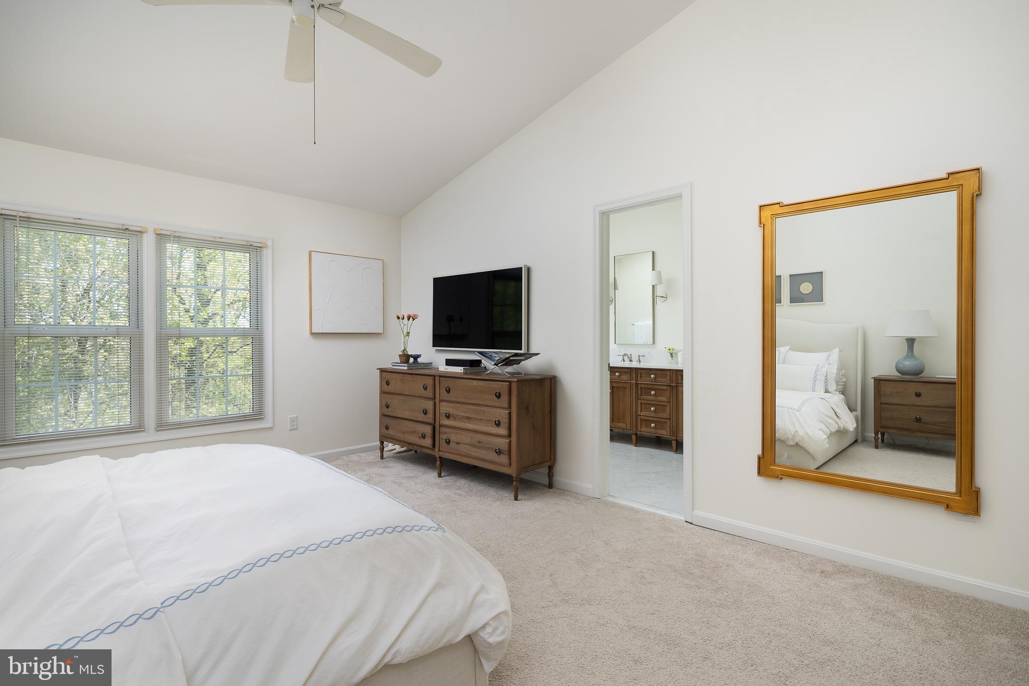 6611 Dunwich Way Alexandria, VA 22315 - Photo 21 of 40