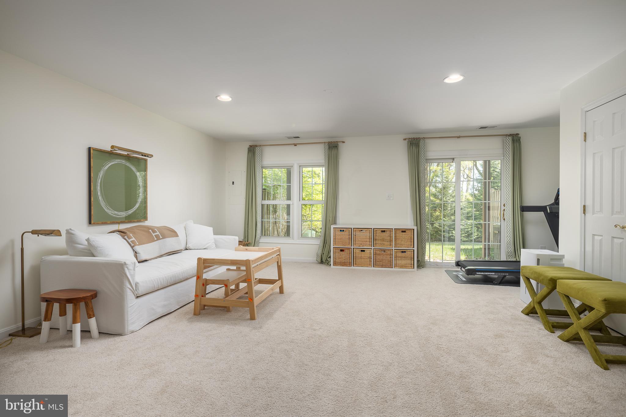 6611 Dunwich Way Alexandria, VA 22315 - Photo 31 of 40