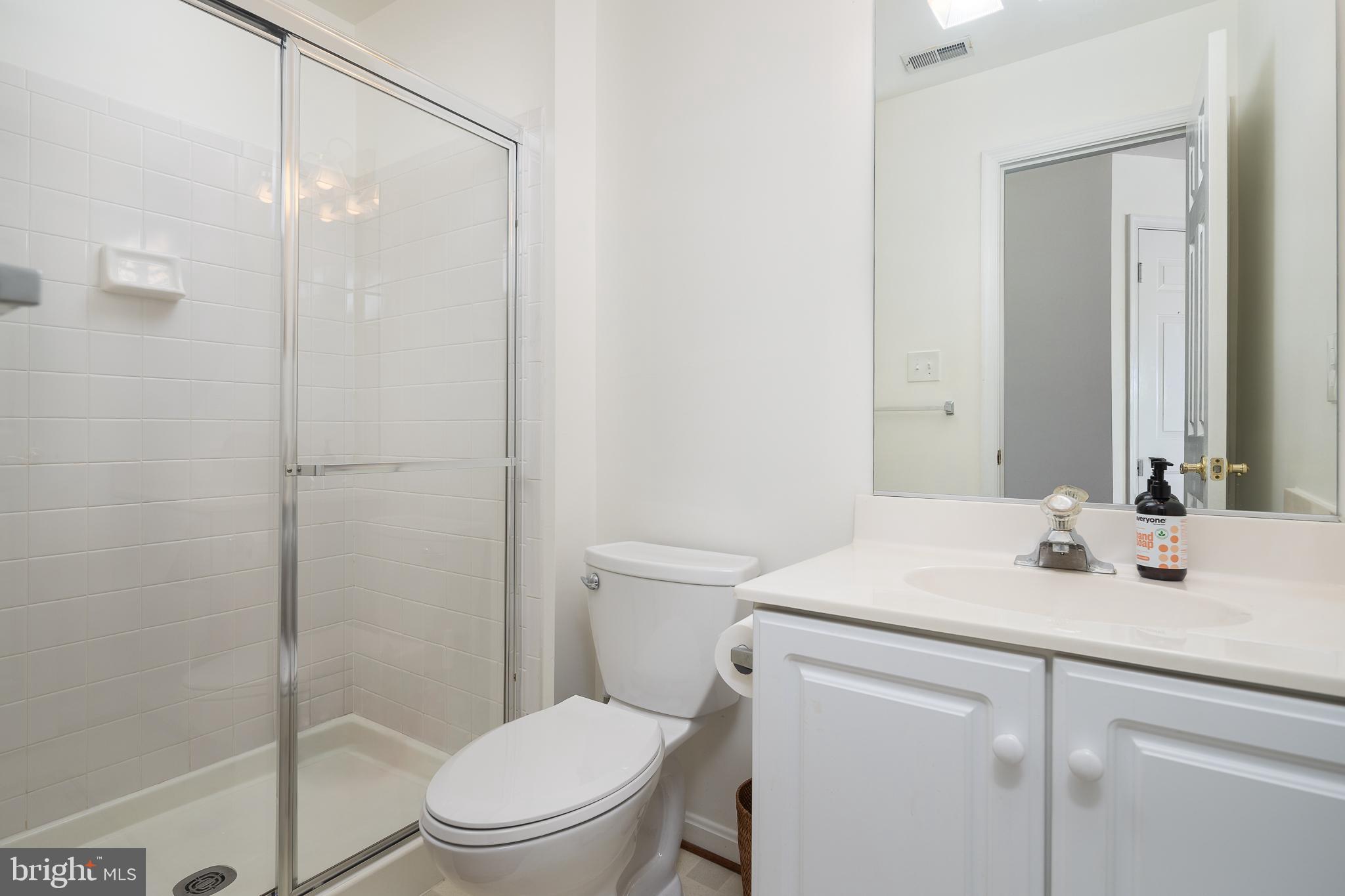 6611 Dunwich Way Alexandria, VA 22315 - Photo 33 of 40