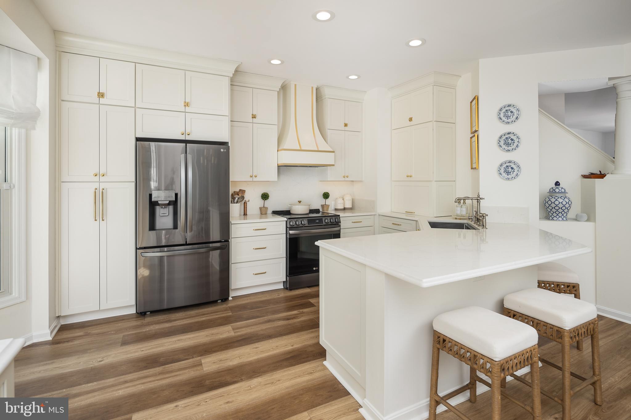 6611 Dunwich Way Alexandria, VA 22315 - Photo 10 of 40