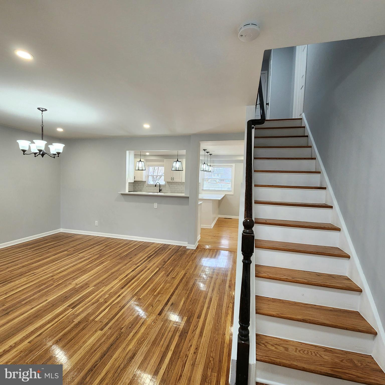 7 Evans Lane Cherry Hill, NJ 08003 - Photo 2 of 31