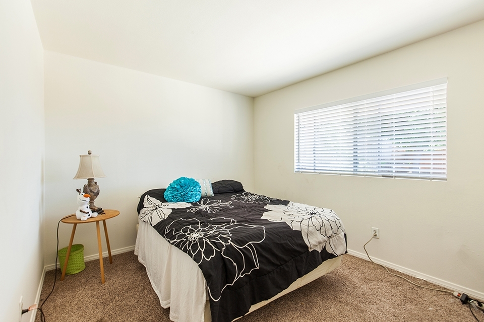 10907 Crystal Springs Road Santee, CA 92071 - Photo 22 of 25