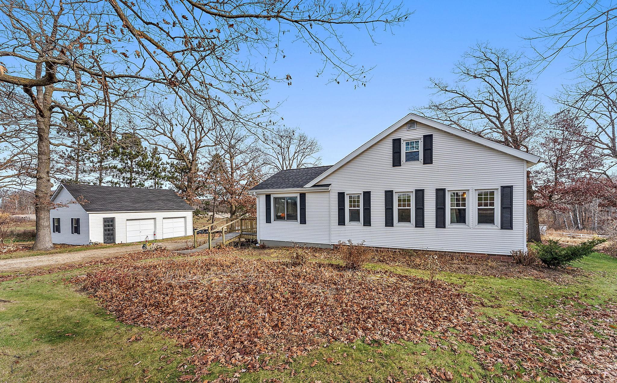 253 320th Street Wilson, WI 54027 - Photo 5 of 60