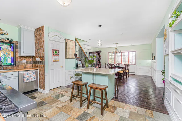 $1,164,999 | 714 Annadale Road | Annadale