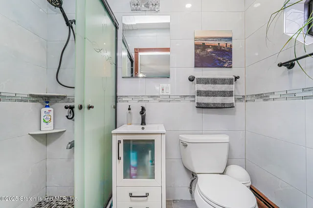 $1,164,999 | 714 Annadale Road | Annadale