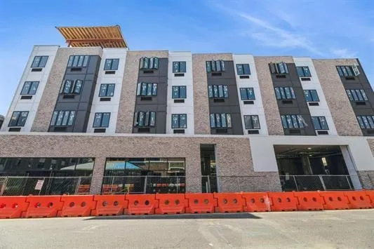 a view of building with a outdoor space