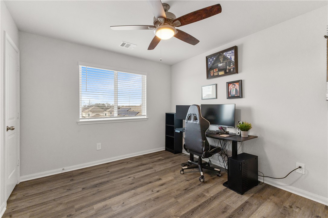 976 Rice Drive Bryan, TX 77803 - Photo 16 of 34