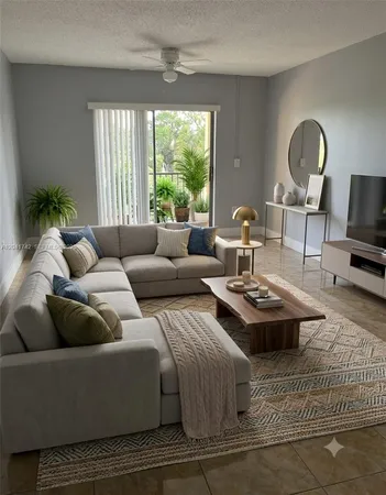 $1,950 | 6950 West 6th Avenue, Unit 308, Hialeah, FL 33014