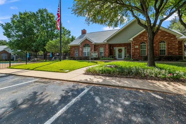 $314,500 | 1023 Bridges Drive, Arlington, TX 76012