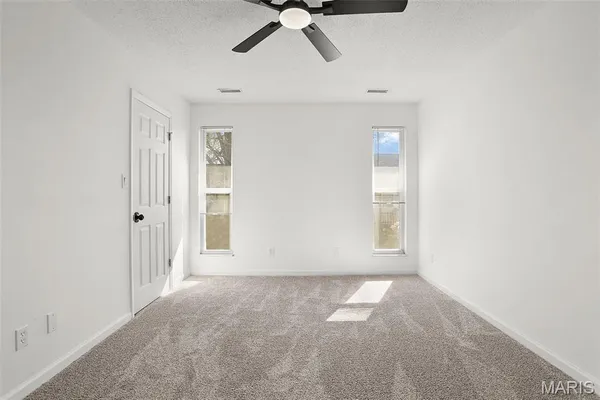 $139,000 | 11741 Casa Grande Drive, Unit G, St. Louis, MO 63146