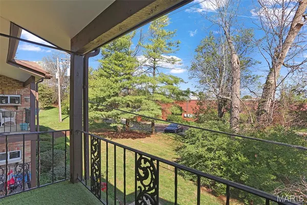 $139,000 | 11741 Casa Grande Drive, Unit G, St. Louis, MO 63146