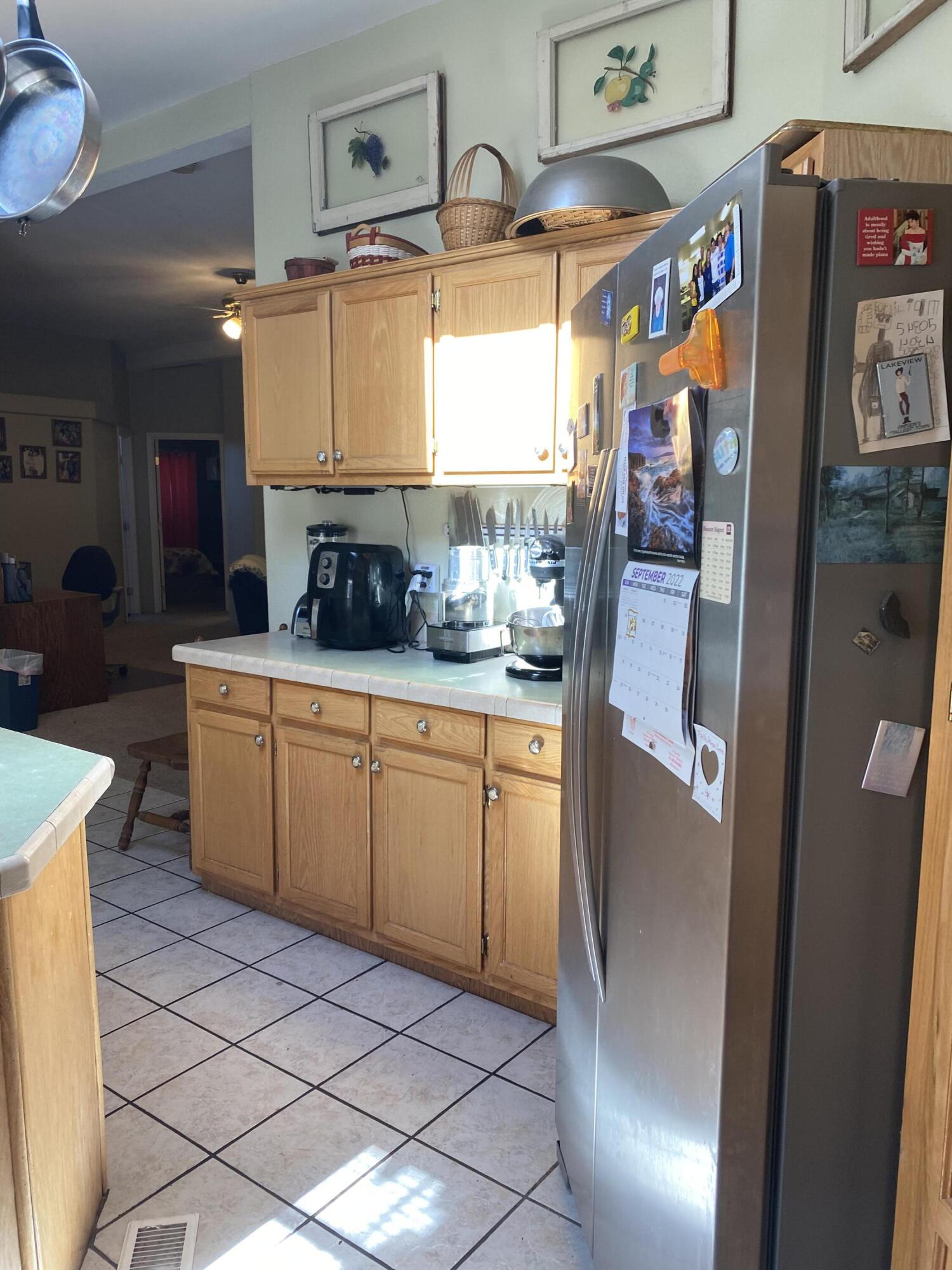 2153 Swingle Road Trail, OR 97541 - Photo 21 of 32 Kitchen
