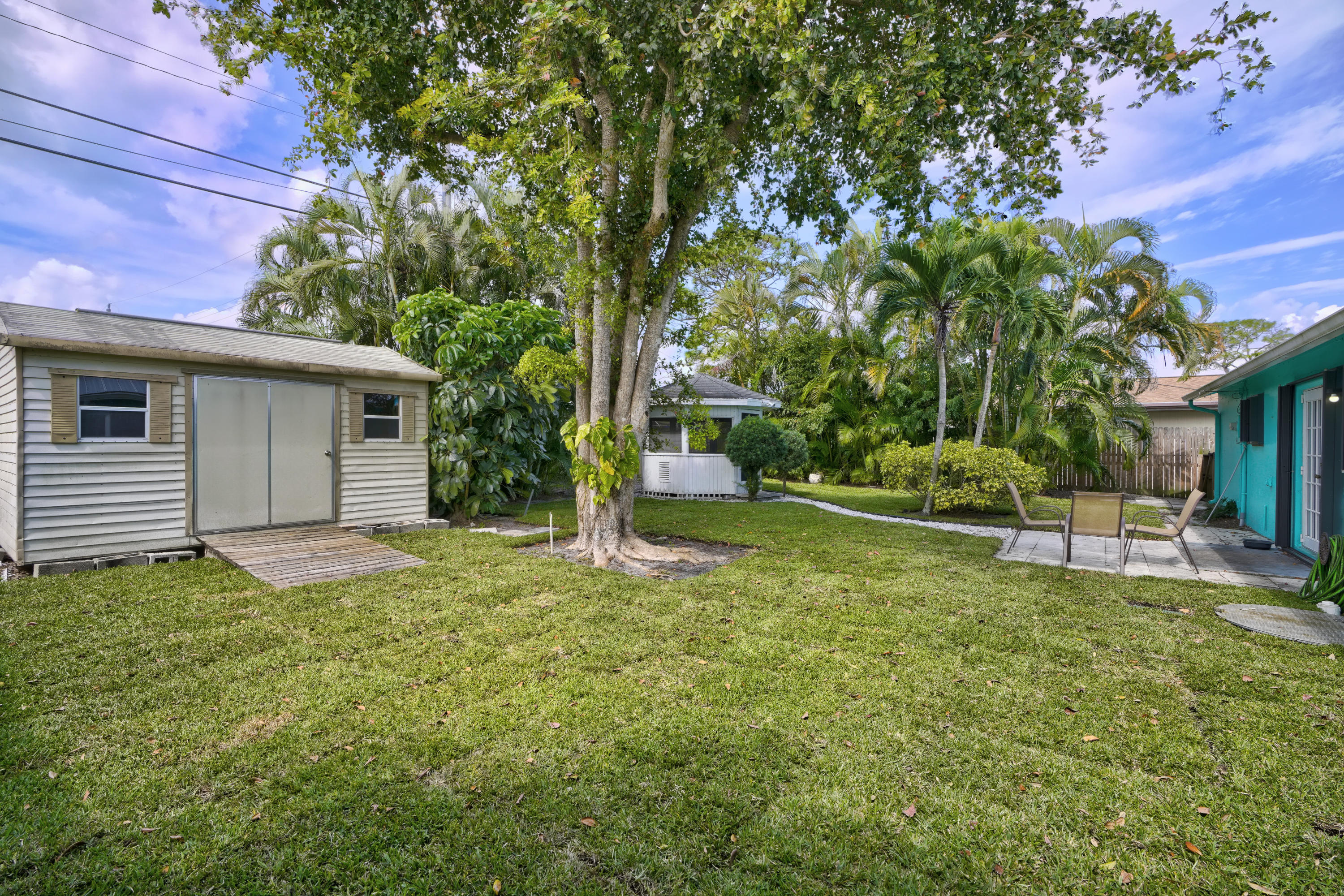 18525 Loxahatchee River Road Jupiter, FL 33458 - Photo 18 of 23 Backyard