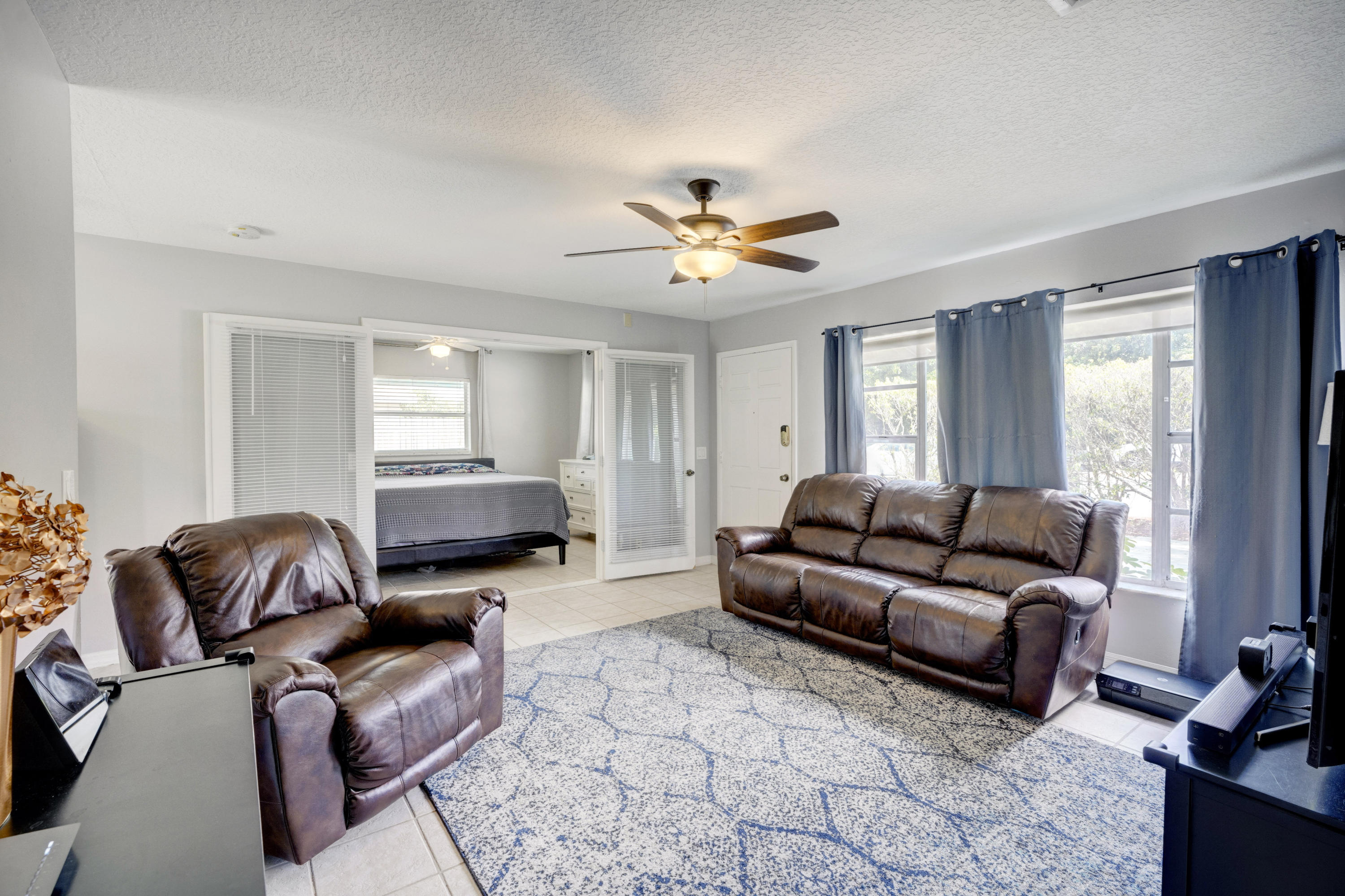 18525 Loxahatchee River Road Jupiter, FL 33458 - Photo 3 of 23 Living Area