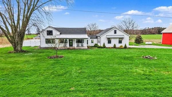 $475,000 | 2087 Croswell Avenue, Fremont, MI 49412