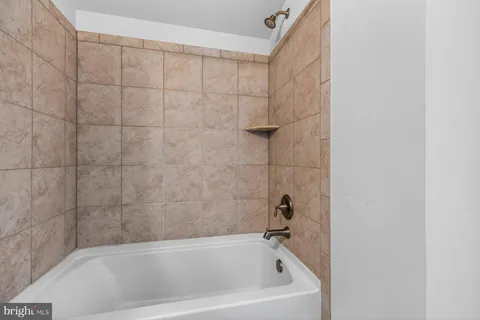 $675,000 | 5568 Old Colony Court, White Plains, MD 20695