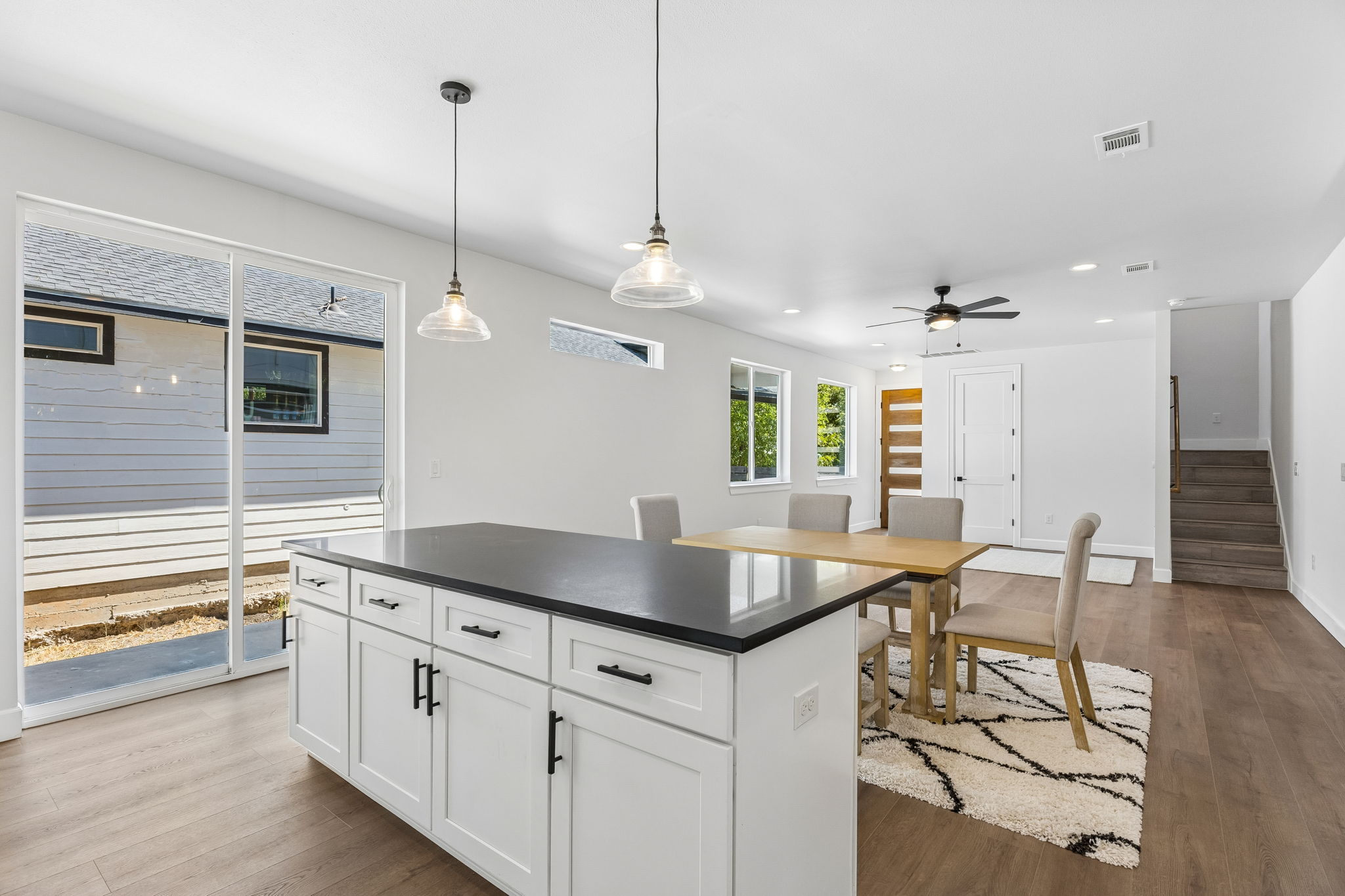1130 Spur Street, Unit A Austin, TX 78721 - Photo 8 of 35 Gallery Image 8