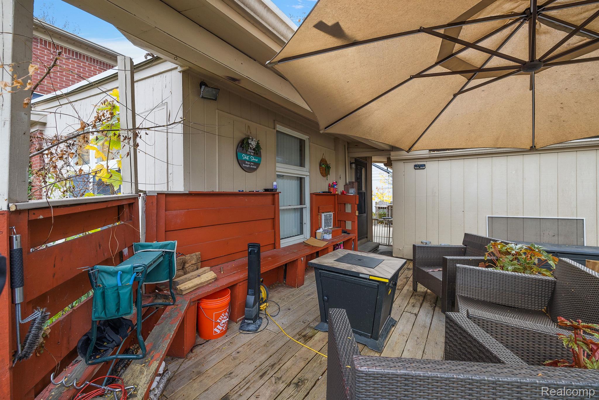 998 Hampton Road Grosse Pointe, MI 48236 - Photo 7 of 28 Gallery Image 7