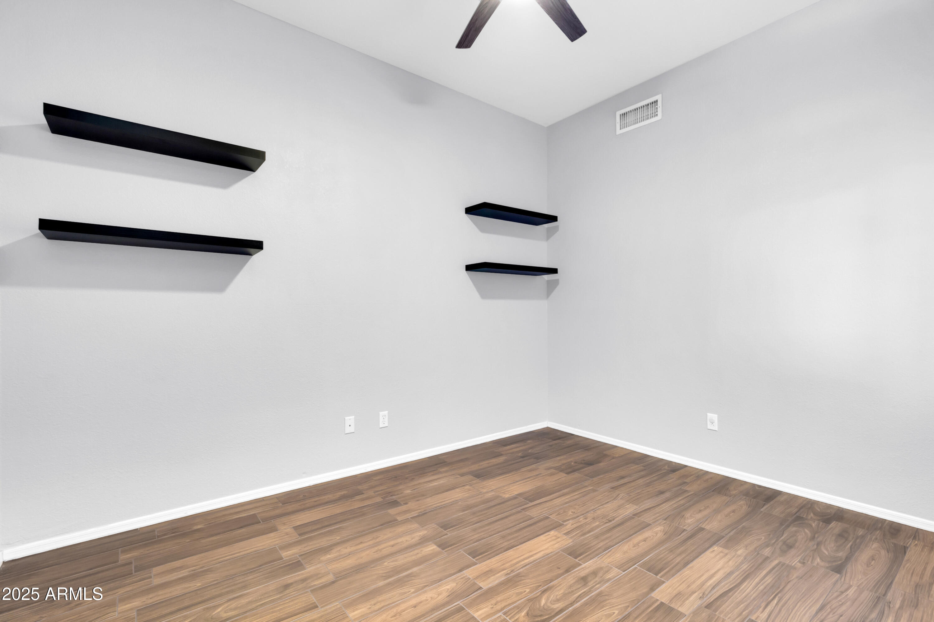 1071 East Windsor Drive Gilbert, AZ 85296 - Photo 23 of 36 1071 E Windsor Dr E-32