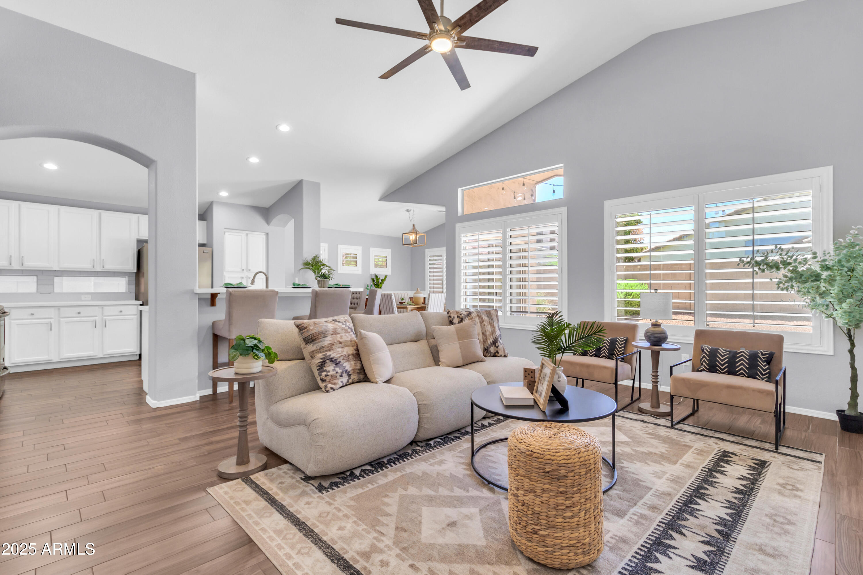 1071 East Windsor Drive Gilbert, AZ 85296 - Photo 5 of 36 1071 E Windsor Dr E-5