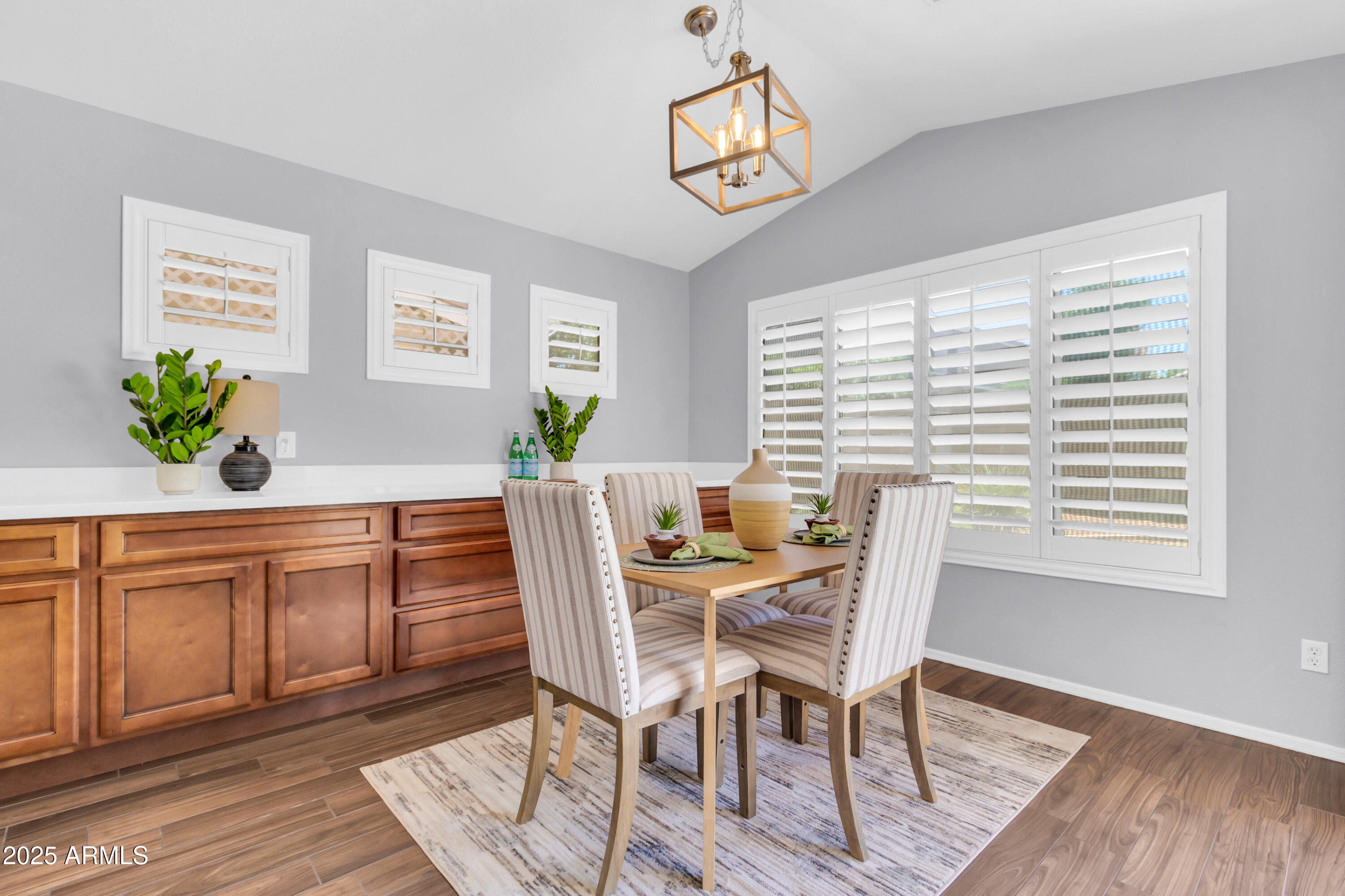 1071 East Windsor Drive Gilbert, AZ 85296 - Photo 9 of 36 1071 E Windsor Dr E-6