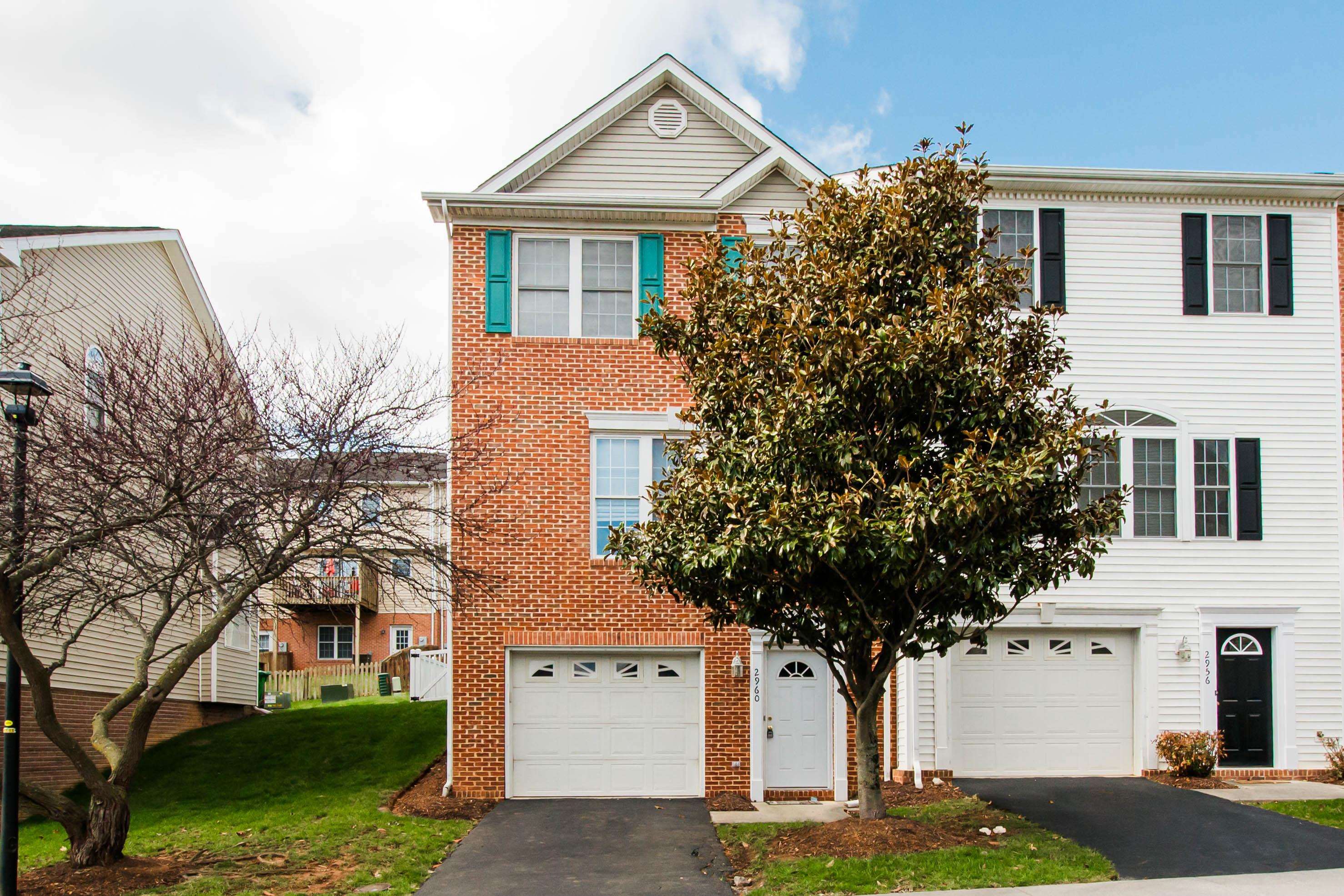 2960 Crystal Spring Lane Harrisonburg, VA 22801 - Photo 2 of 30 a front view of a house with garden