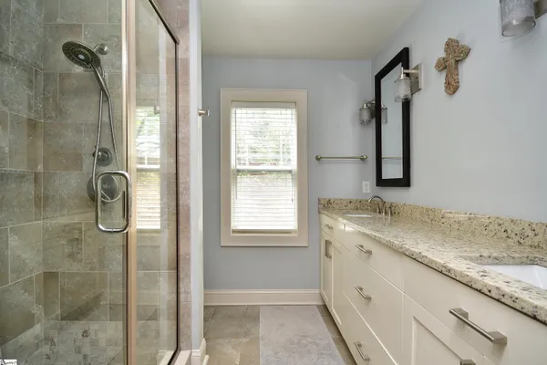 $3,200 | 108 Hillcrest Circle, Greenville, SC 29609