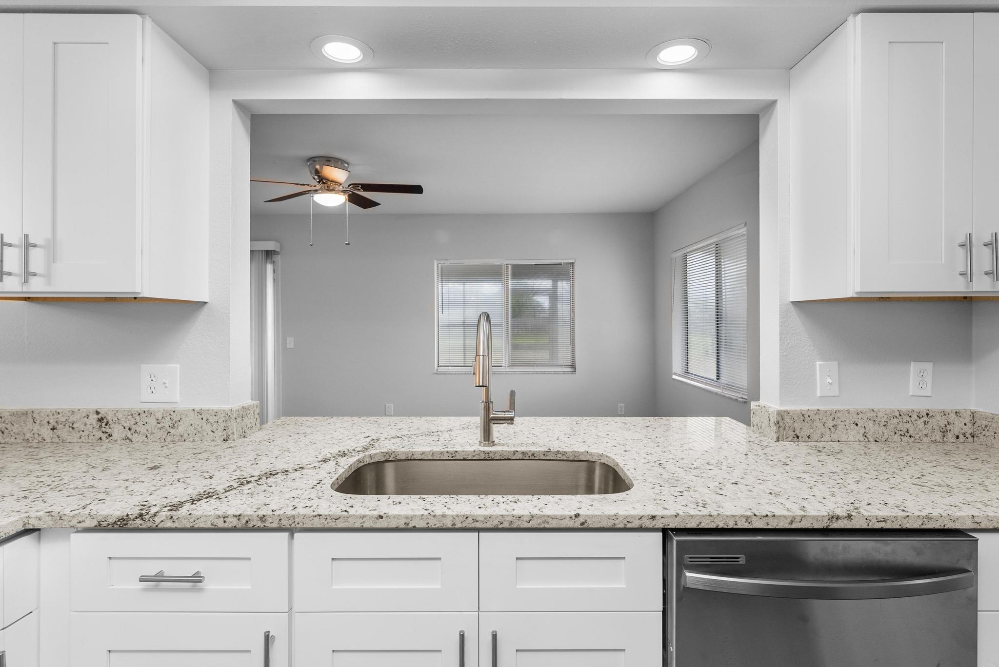 867 Riviera Drive Northeast Palm Bay, FL 32905 - Photo 20 of 48 DSC04447