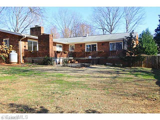 1610 Bright Leaf Road Pfafftown, NC 27040 - Photo 13 of 16 Exterior Back.