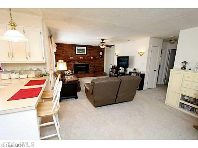 1610 Bright Leaf Road Pfafftown, NC 27040 - Photo 6 of 16 Den/Family/Great Room.