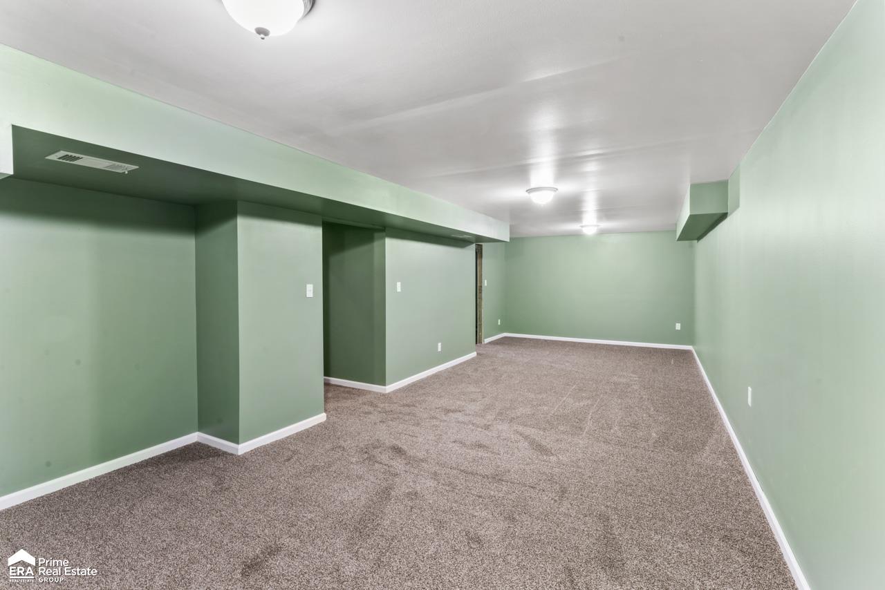 5205 East Mt Morris Road Mount Morris, MI 48458 - Photo 20 of 44 50185494-da211ffa-8a3b-4fb1-8abf-28bcd864d513.JPG