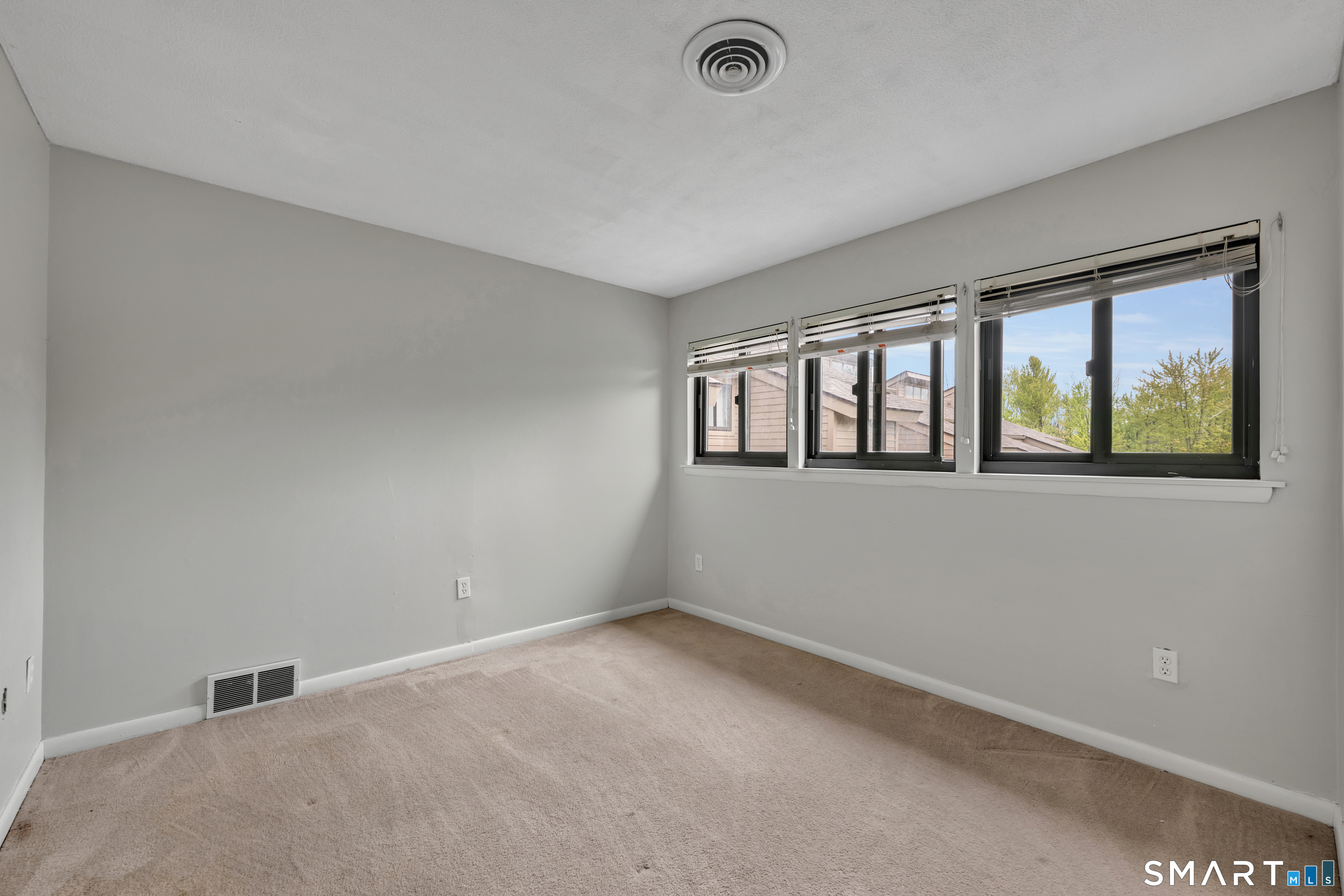 185 Spring Street, Unit 185 Wethersfield, CT 06109 - Photo 17 of 36