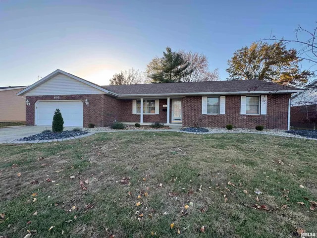 $219,000 | 602 Osage Drive, Centralia, IL 62801