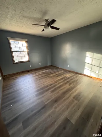 $219,000 | 602 Osage Drive, Centralia, IL 62801