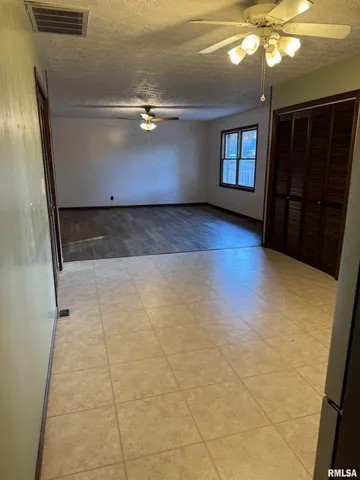 $219,000 | 602 Osage Drive, Centralia, IL 62801