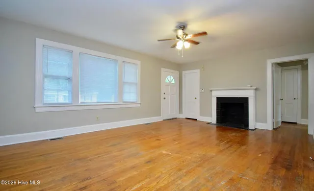 $2,000 | 204 North Eastern Street, Greenville, NC 27858