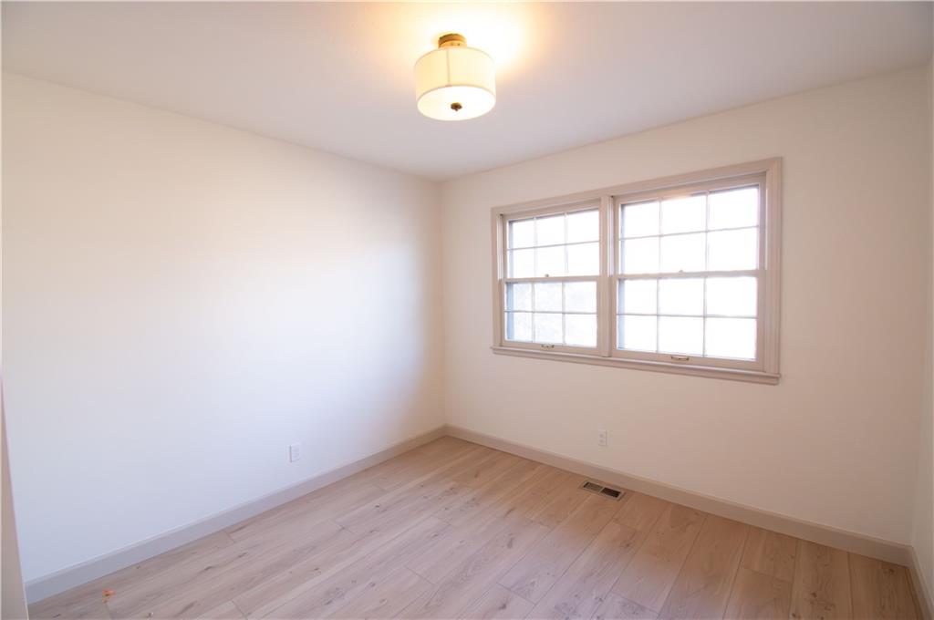 3415 Trail Road Lawrence, KS 66049 - Photo 12 of 21